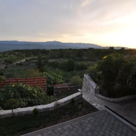 Ela, With Heated Pool Villa Imotski